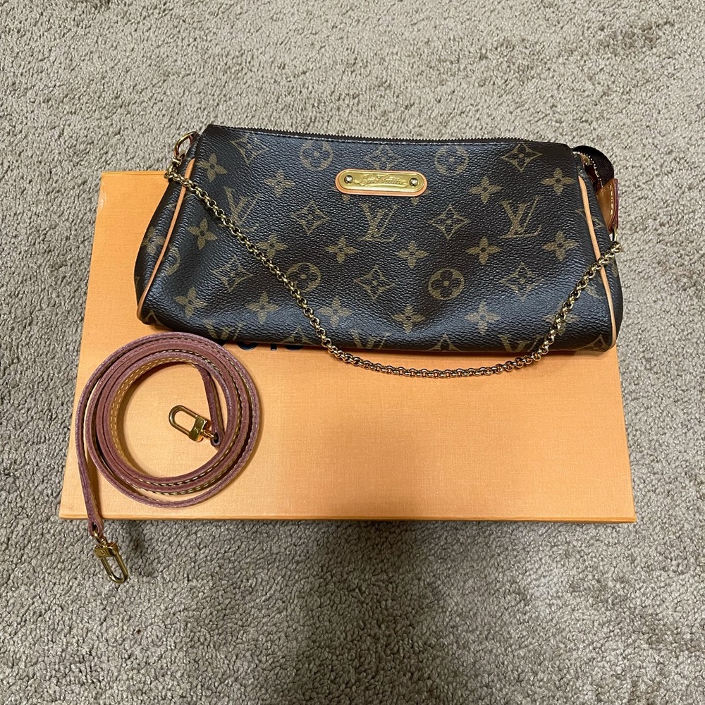 Louisvuitton Eva Clutch